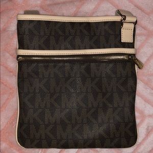 Michael Kors Crossbody Bag